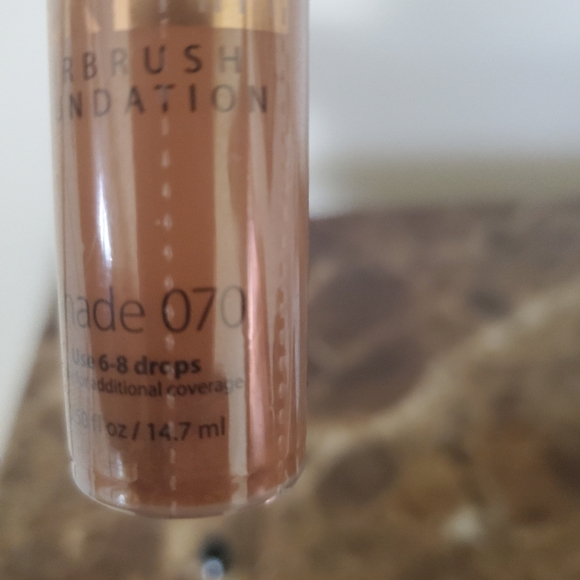 Luminess Air Brush Make up PRICE FIRM!!! - Picture 11 of 16